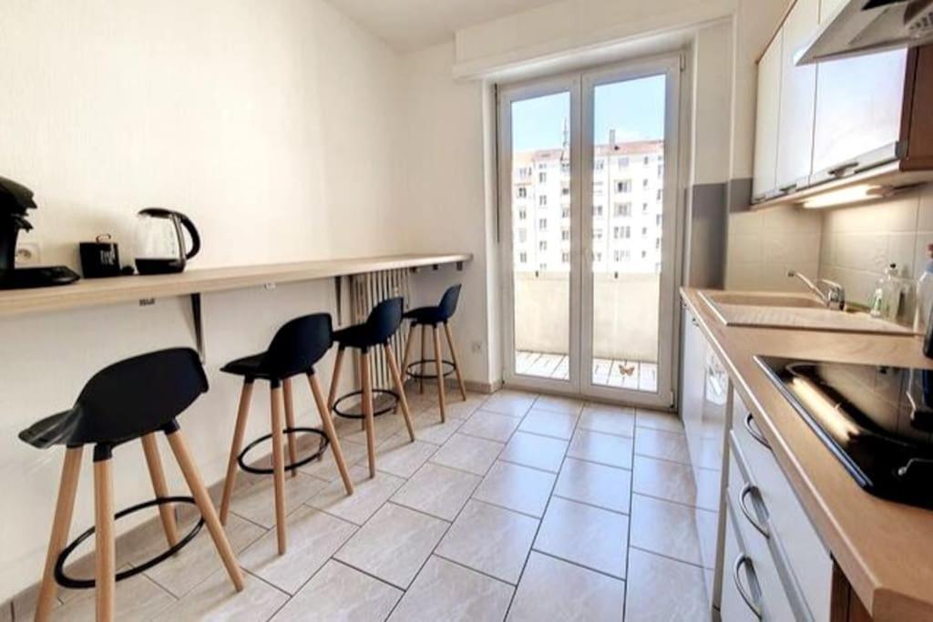 Chic - Proche Hypercentre - Renove - Lumineux Apartment Strasbourg Exterior foto